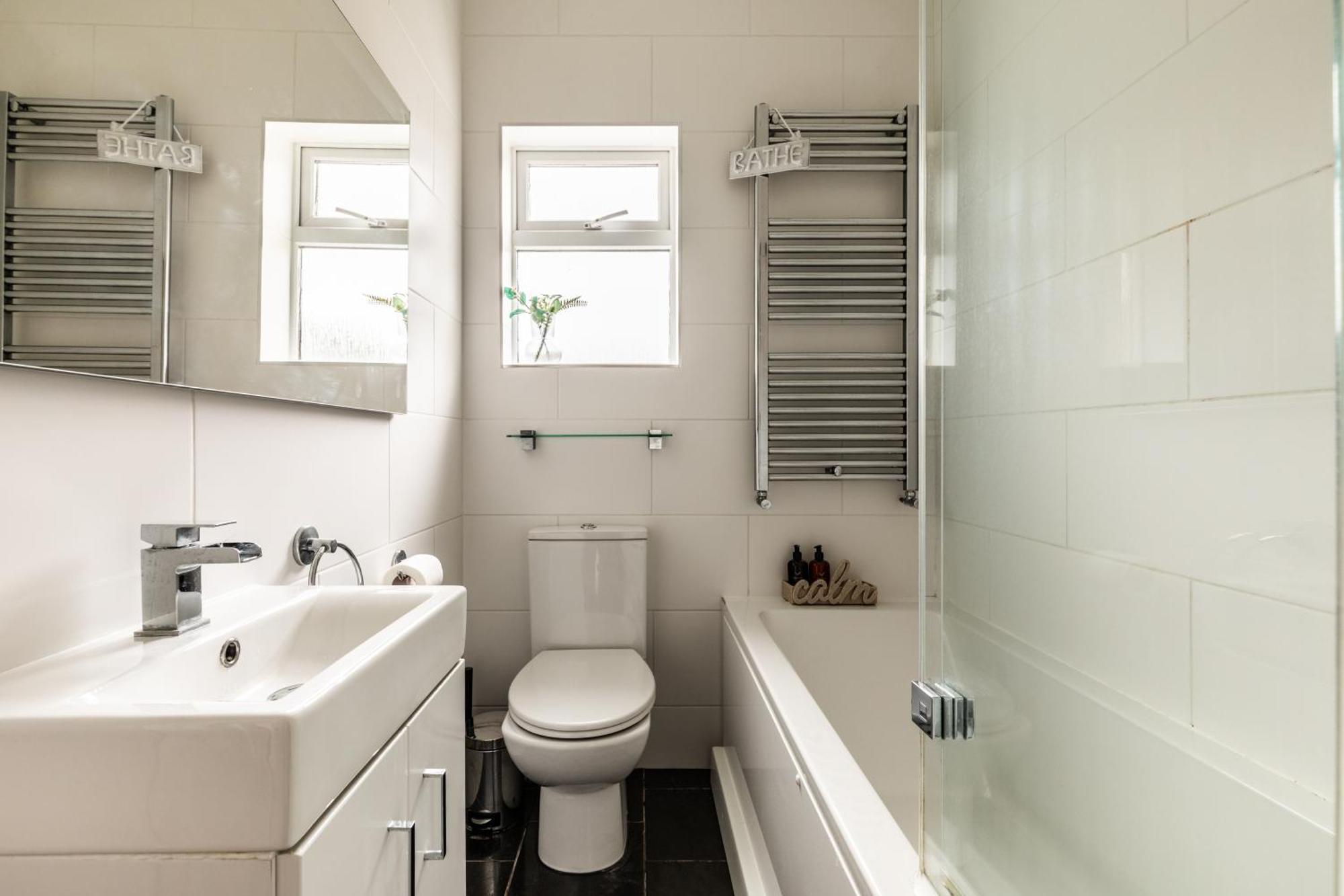 The Broadway Bath - 2 Bedrooms With Parking, Central Bath Zewnętrze zdjęcie